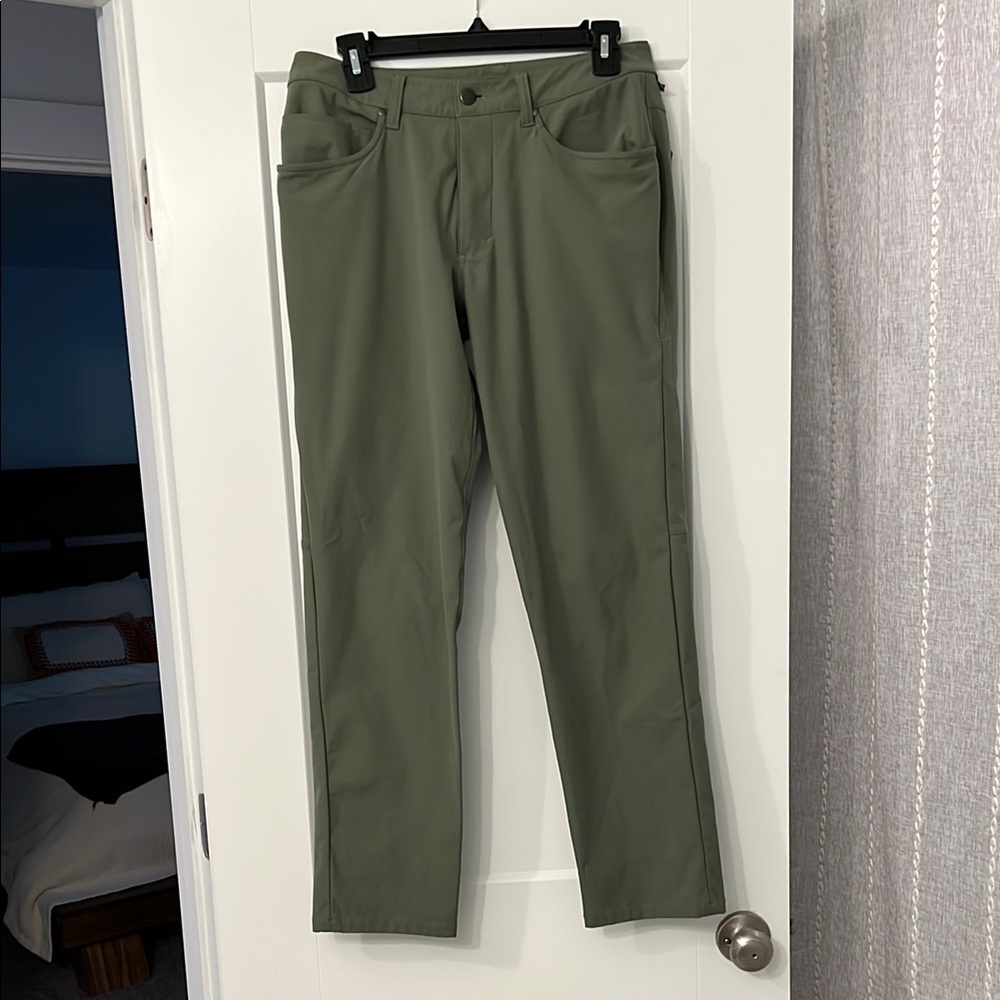 Lululemon Men's Green ABC Pant